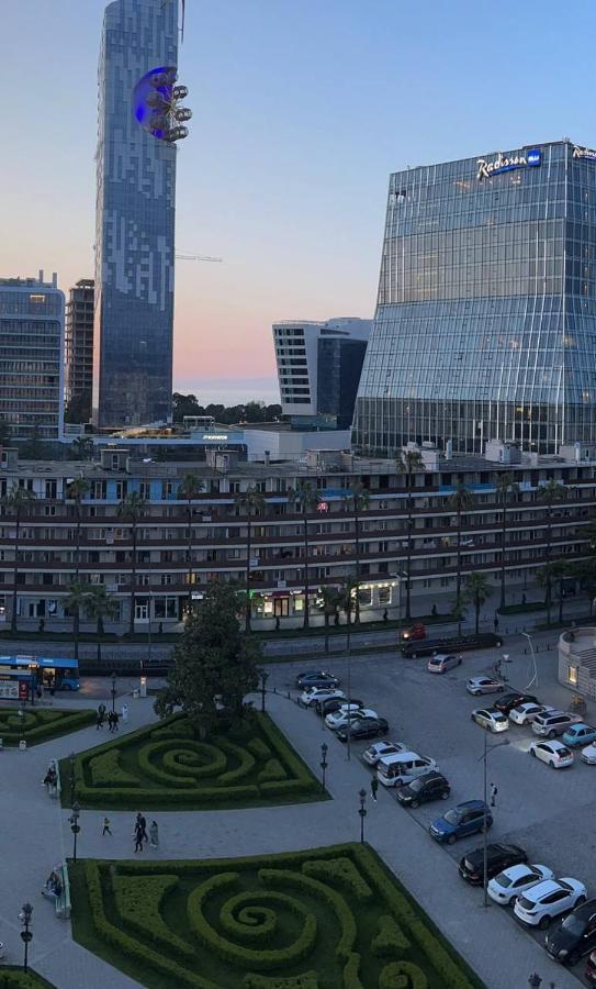 Apartment Boulevardside 巴统 外观 照片